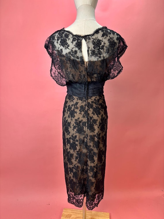 1950’s Lace Illusion Wiggle Cocktail Dress - image 3