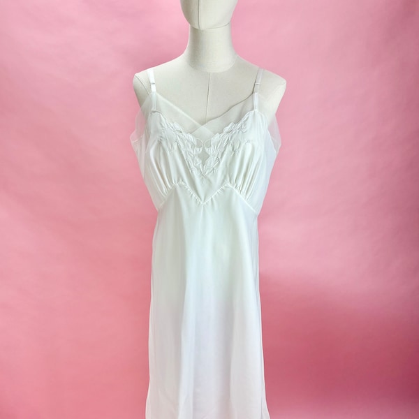 Deadstock 1950's Dress Slip Size Large