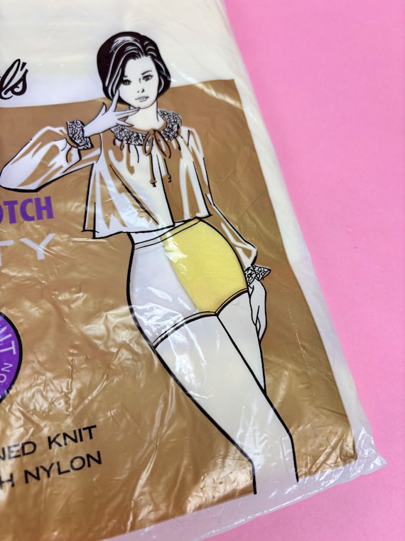 1970’s Yellow Deadstock Panty - image 4