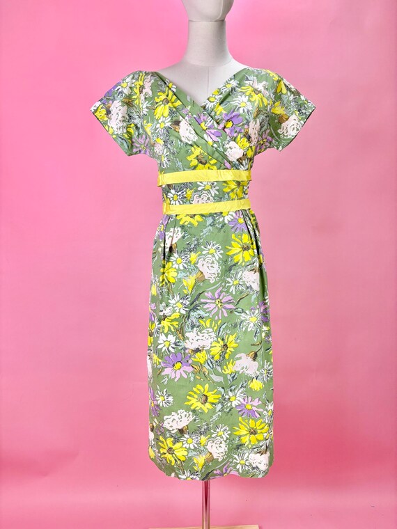 1950’s Floral Wiggle Dress - image 4