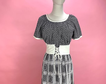 1970's Peasant Dress Black and White