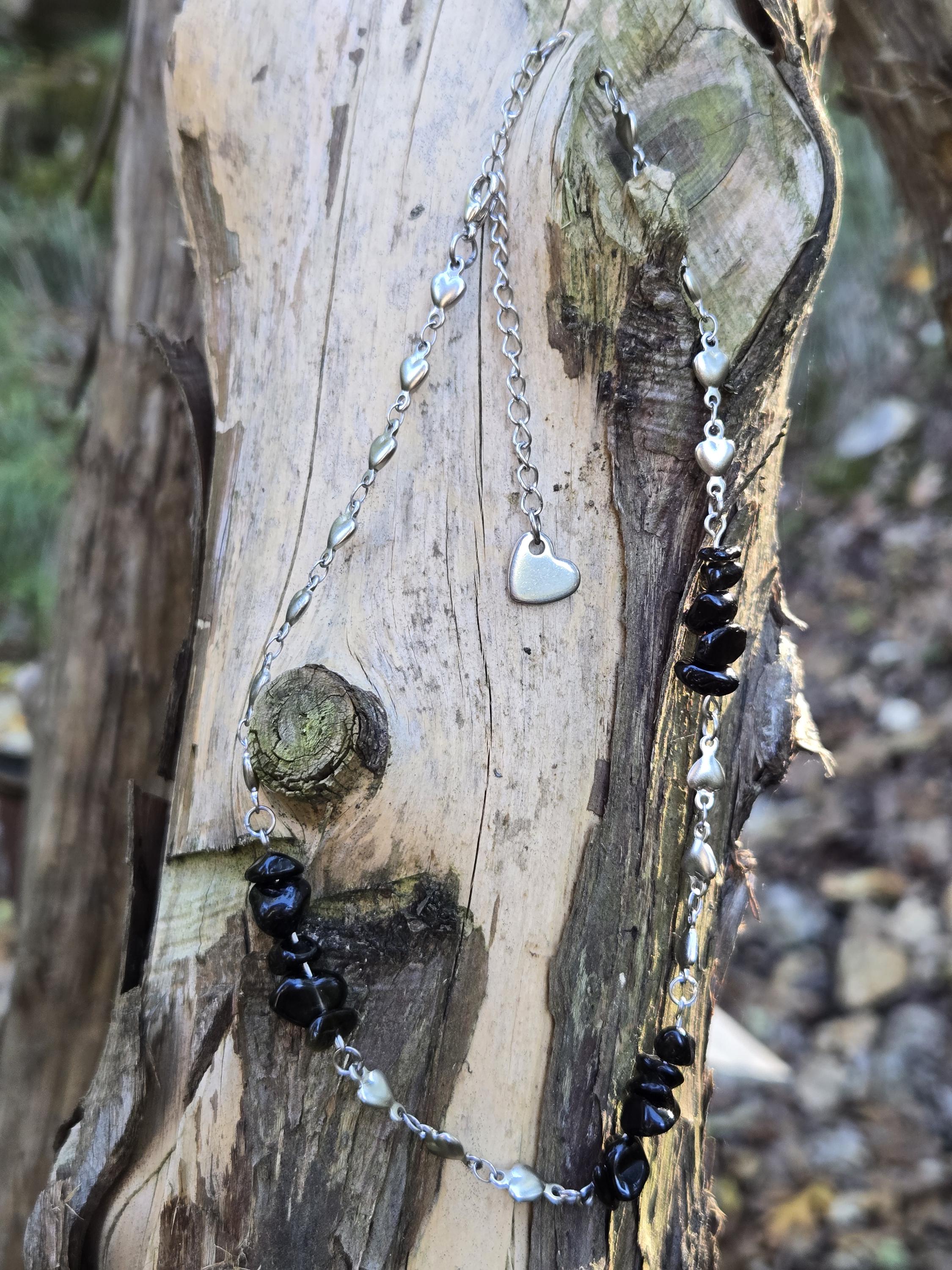 Black Obsidian and Steel Choker Necklace: Queen of Hearts Adjustable Chain - Thumbnail 4