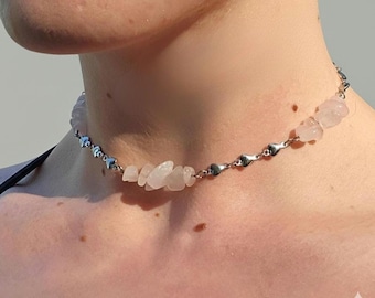 Rosenquarz und Stahl verstellbare Kristall Herz Kette Choker, Cottagecore, Goth Choker, Boho, Heilstein für Schutz, spirituelles Geschenk