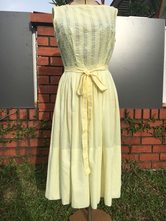 Summery L'Aiglon 1950s Cotton Day Dress Yellow Vin