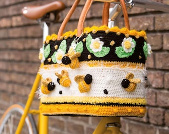 Crochet Bee Flower Tote Bag Pattern | DIY Boho Purse Tutorial (PDF Download)