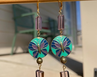 Schmetterling baumeln Ohrringe, Boho handgemachten Schmuck, Lila Glas Perlen Ohrringe, 14k Vergoldete Brisur, Retro Cottagecore Geschenk