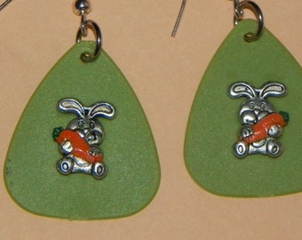Easter Bunny Earrings Easter earrings bunny rabbit earrings Easter rabbit earrings bunny earrings bunny with carrot earrings presesnt gift