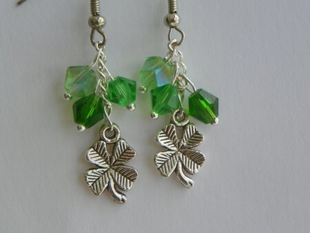 st pattys day necklace