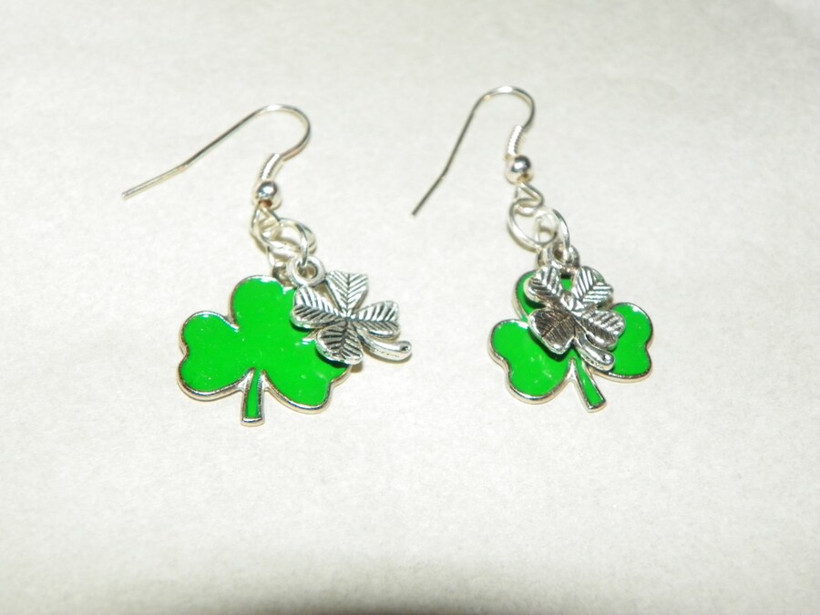 st pattys day necklace