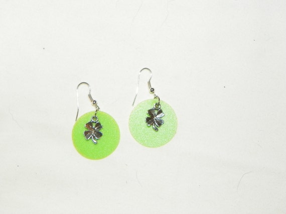 3 leaf green, Shamrock surgical steel earwires Earrings 4 leaf