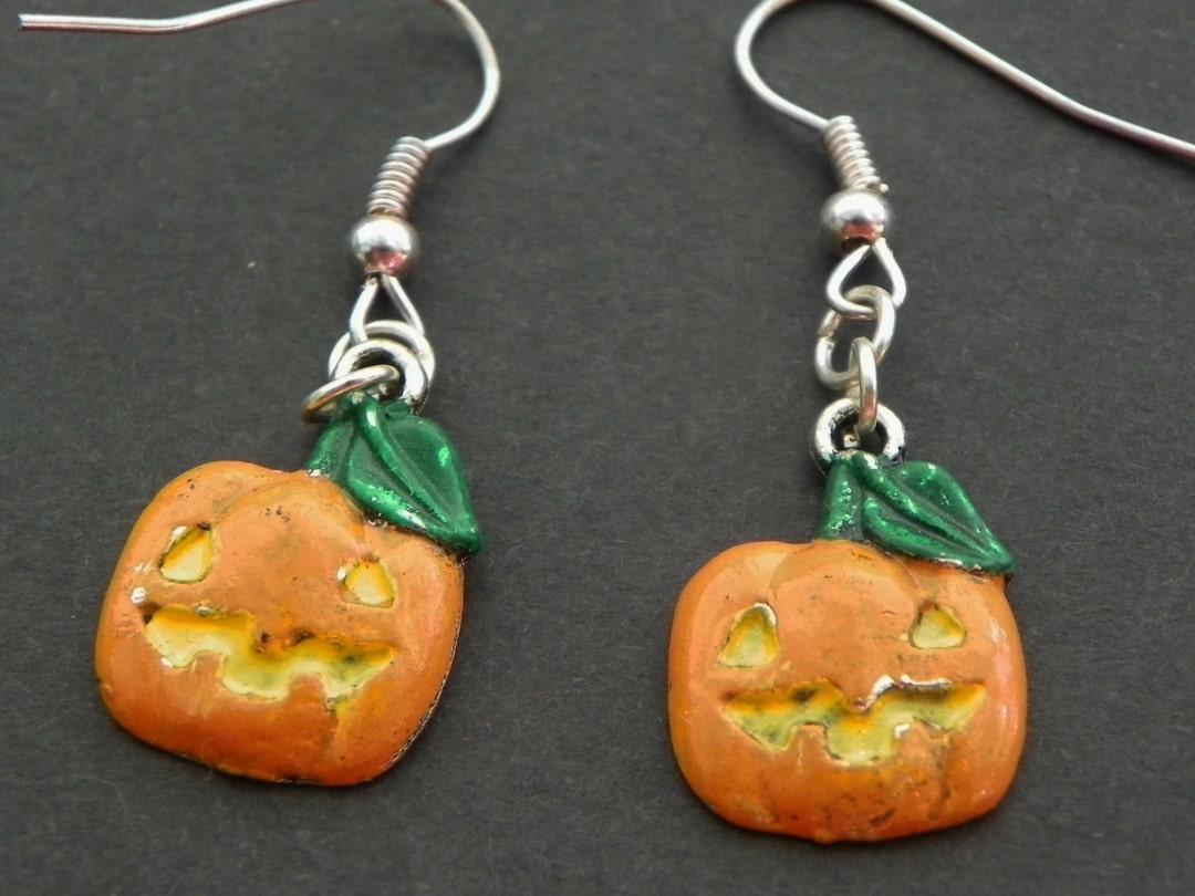 Boucles D'oreilles Halloween Citrouilles Kawaii En Céramique - Dorées, Fermoir à Bestiole, Neuf Avec étiquettes