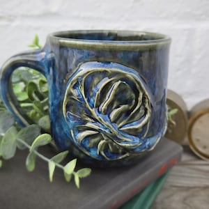 Placenta mug / Dula / midwife  / Ceramic coffee mug / large coffee mug / birth / mother / Christmas / gift / porcelain/ pottery / handmade