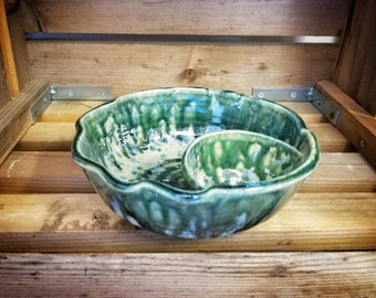 Chip and dip bowl / pottery chip and dip / double bowl / pottery serving bowl / pistachio bowl / Nut bowl / pottery bowl /  Thanksgiving