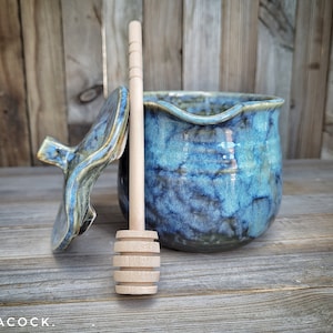 Pottery Honey Pot / handmade honey jar with wooden honey dipper / handmade / honey crock / sugar jar / gift / bestseller / Thanksgiving