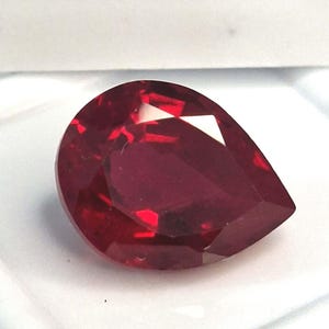 Pear Shape Red Ruby Natural 8-10 Ct Mozambique Origin Gemstone For Making jwelery and Rings TQ1185