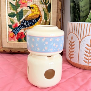 Vintage Ceramic Potpourri Simmer Pot | Pink Flowers Wax Warmer | 2-Piece Fragrance Oil Burner | Retro Shabby Chic Home Scent Decor