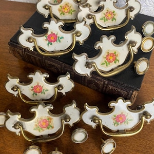 Vintage Furniture Hardware Set | Mid-Century Modern Knobs & Pulls | MCM Dresser Restoration | Retro Kitchen Cabinet Handles