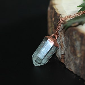 Healing Crystal Quartz Point Pendant Necklace image 2