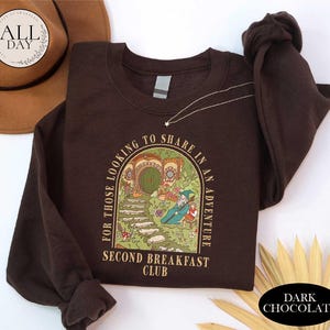 Second Breakfast Club Shirt, Adventure Bookish T-shirt, Fantasy Book Lover Top, Middle-Earth Fan Inspired Apparel, Cottagecore Sweatshirt Bild 5
