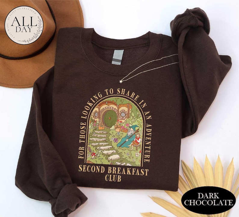 Second Breakfast Club Shirt, Adventure Bookish T-shirt, Fantasy Book Lover Top, Middle-Earth Fan Inspired Apparel, Cottagecore Sweatshirt Bild 5