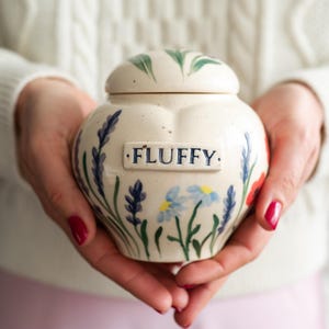 Floral Heart Ceramic Urn: Lavender Daisy Flowers Memorial Keepsake for Human or Pet Ashes