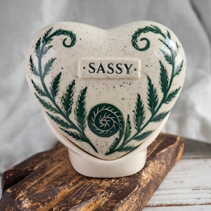 Fern Heart Urn: Ceramic Memorial Keepsake for Mom, Dad Ashes