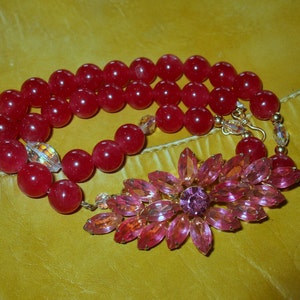 Raspberry Candy BamBam Necklace 14K Vintage Rhinestone Starburst