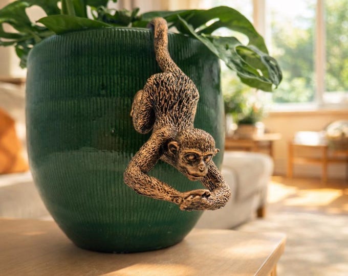 Monkey Pot Edge Hanger – Resin Monkey Figurine, Whimsical Planter & Shelf Decor, Unique Plant Lover Gift