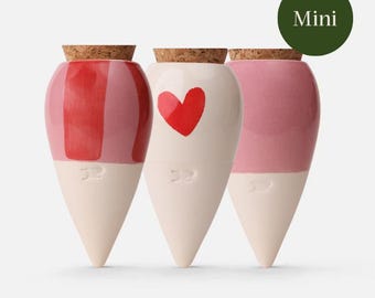 Trio mini Ollas “The Lovers” von Pepín – Herzförmige Bewässerungshilfe aus Keramik