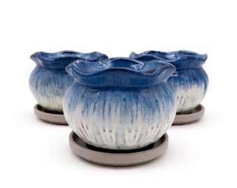 Blauer Keramik-Pflanzentopf mit Drainageloch & Untersetzer aus granit-farbenem Ton