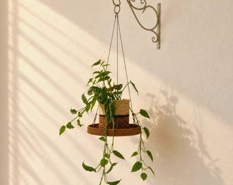 Pflanzenhänger aus Rattan & Edelstahl | Minimalistische Hängeschale im Industrie-Look