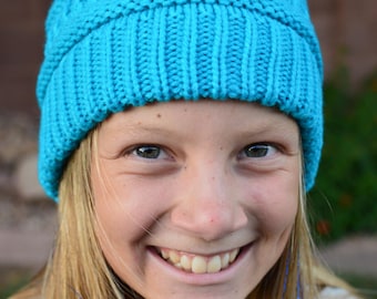 Handgefertigte Grobstrick-Beanie – Türkise Wintermütze