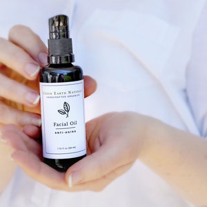 Anti-Aging Facial Oil | Antioxidant rich oils and extracts