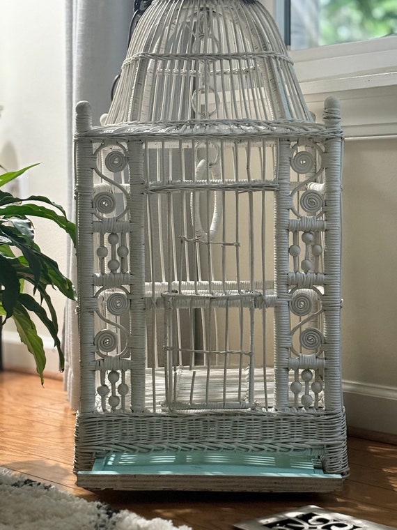 Ornamental bird cage large friends hotsell