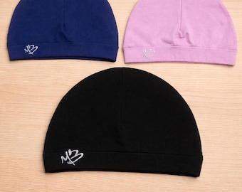 Embroidered M3 Skull Cap Beanie – Lightweight Streetwear Unisex Minimalist Hat