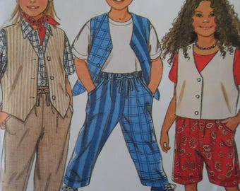 Pull-On Pants Pattern: New Look 6370, Childs 3-8, Uncut, Side Pockets, Shorts, Button Vest, Sewing Patterns, WhiletheCatNaps