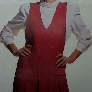 Split-Skirt Jumper Pattern: McCalls 6650, Miss 6-12, Uncut, Back Button, Pullover Blouse, Womens Sewing Patterns, WhiletheCatNaps