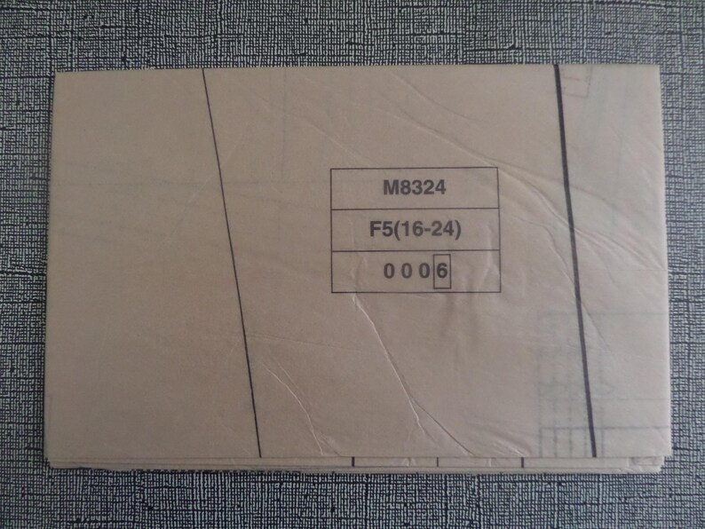 Crop Top Pattern: Mccalls 8324, Miss 16-24, Uncut, Princess Seams ...