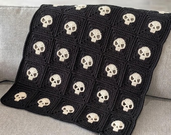 Halloween Crochet Pattern skull Granny Square Blanket Pattern Easy Halloween decor Crochet Throw Baby Blanket Instant Digital Download PDF