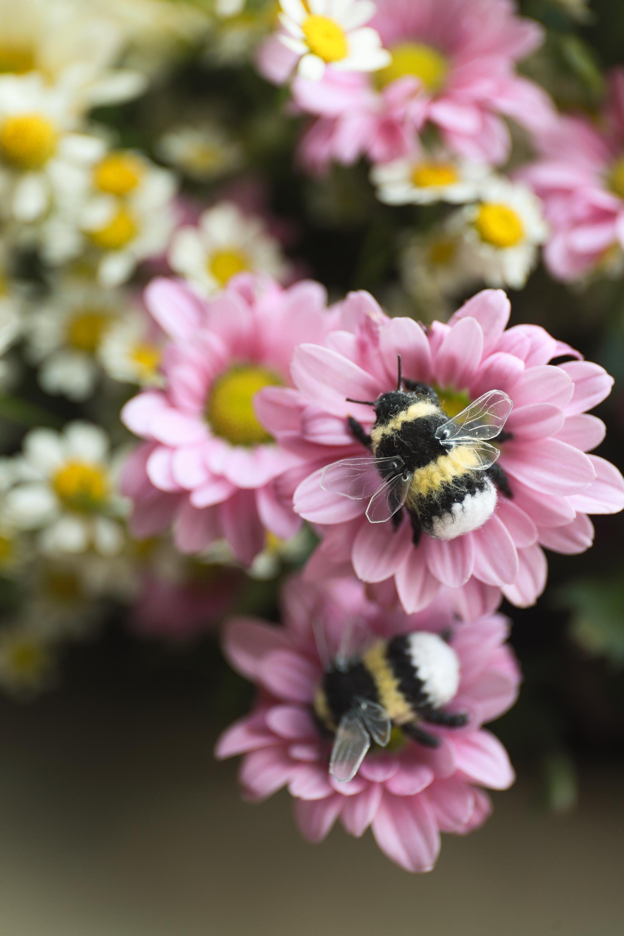 Crochet BEE Pattern Micro Bumblebee Amigurumi ( tutorial)