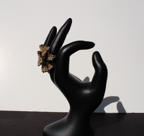 Gold Three Leaf Rhinestone Ring - image 4