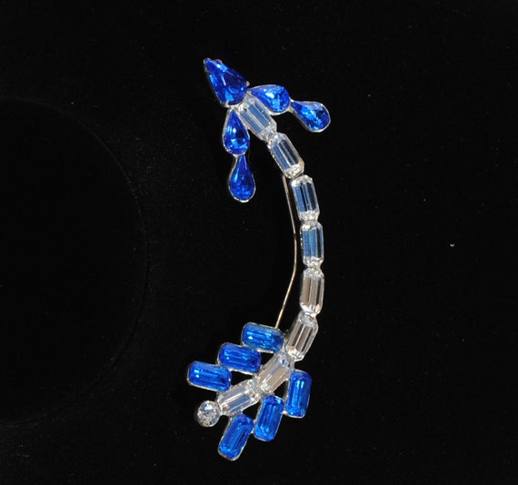 Vintage Art Deco Blue Arrow Rhinestone Brooch - image 4