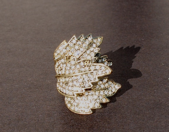 Gold Three Leaf Rhinestone Ring - image 1