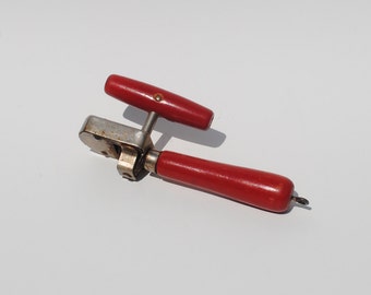 Edlund Red Handel Hand Crank Can Opener