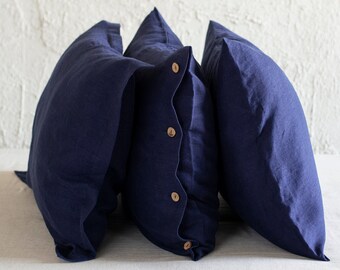 Navy linen pillowcase, Dark blue linen pillowcases with coconut buttons, Linen Oxford shams, 30 colors, Includes 1 pillowcase