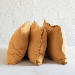 Linen pillowcase with coconut buttons, Soft linen pillow case standard, queen, king, euro, body or deco size