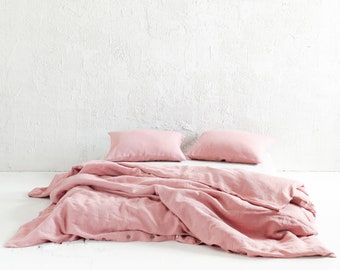 Linen duvet cover in Dusty rose. Muted Pink linen duvet covers with coconut buttons, Natural bedding