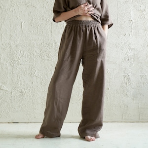 TEXTURED WEAVE DRAWSTRING PANTS - Brown / Taupe