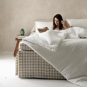 Natural linen pillowcase with flange, Pure linen bedding, 1 envelope closure pillow case Standard, King, Euro, Body, Queen pillow cover image 4