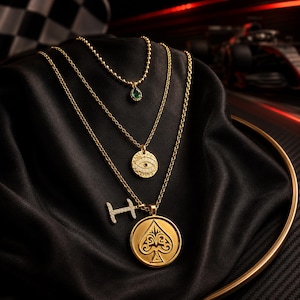 Brad pitt necklace f1 - Etsy 日本
